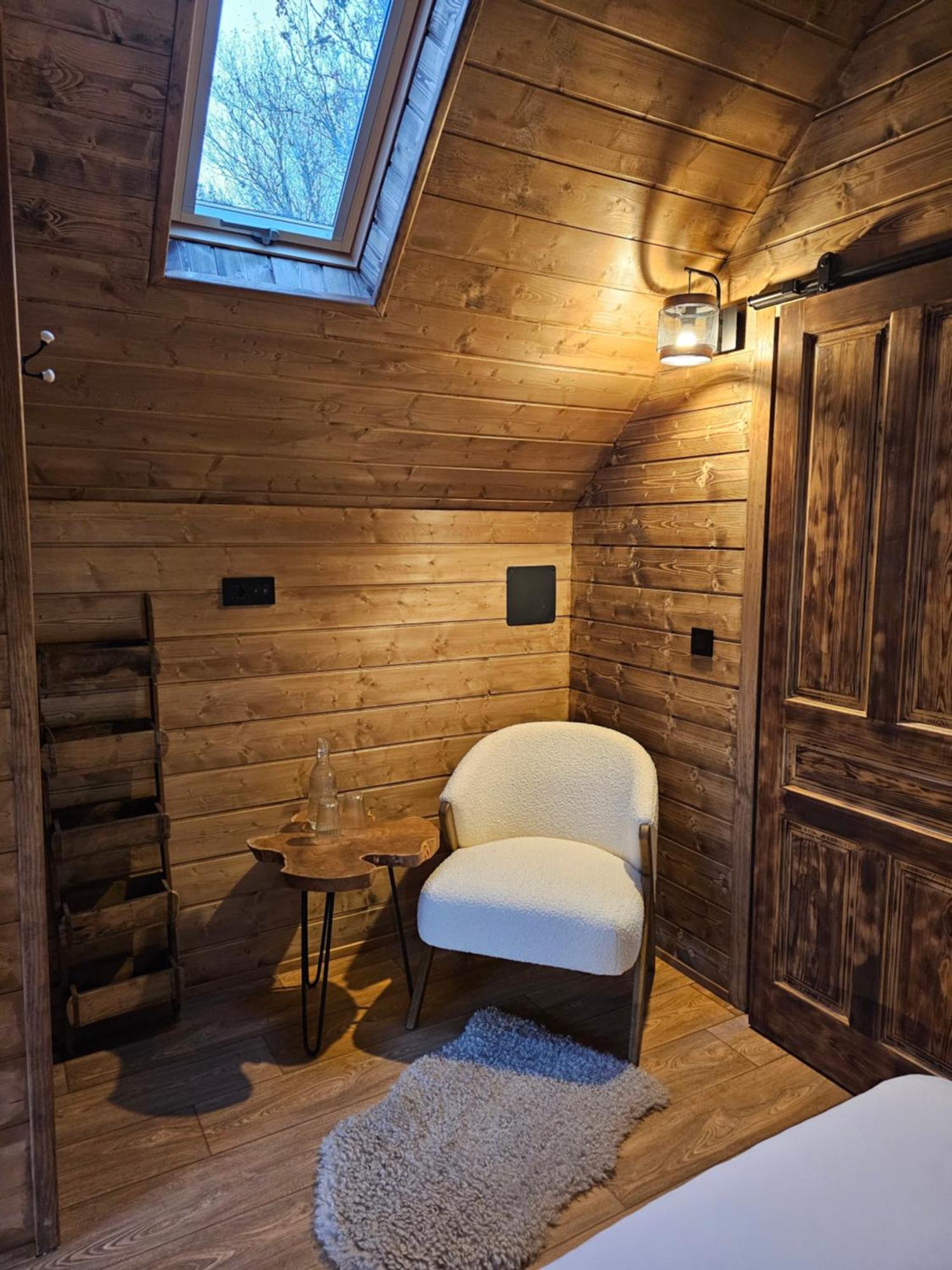 Cabanas De Les Flors Gramós Zewnętrze zdjęcie